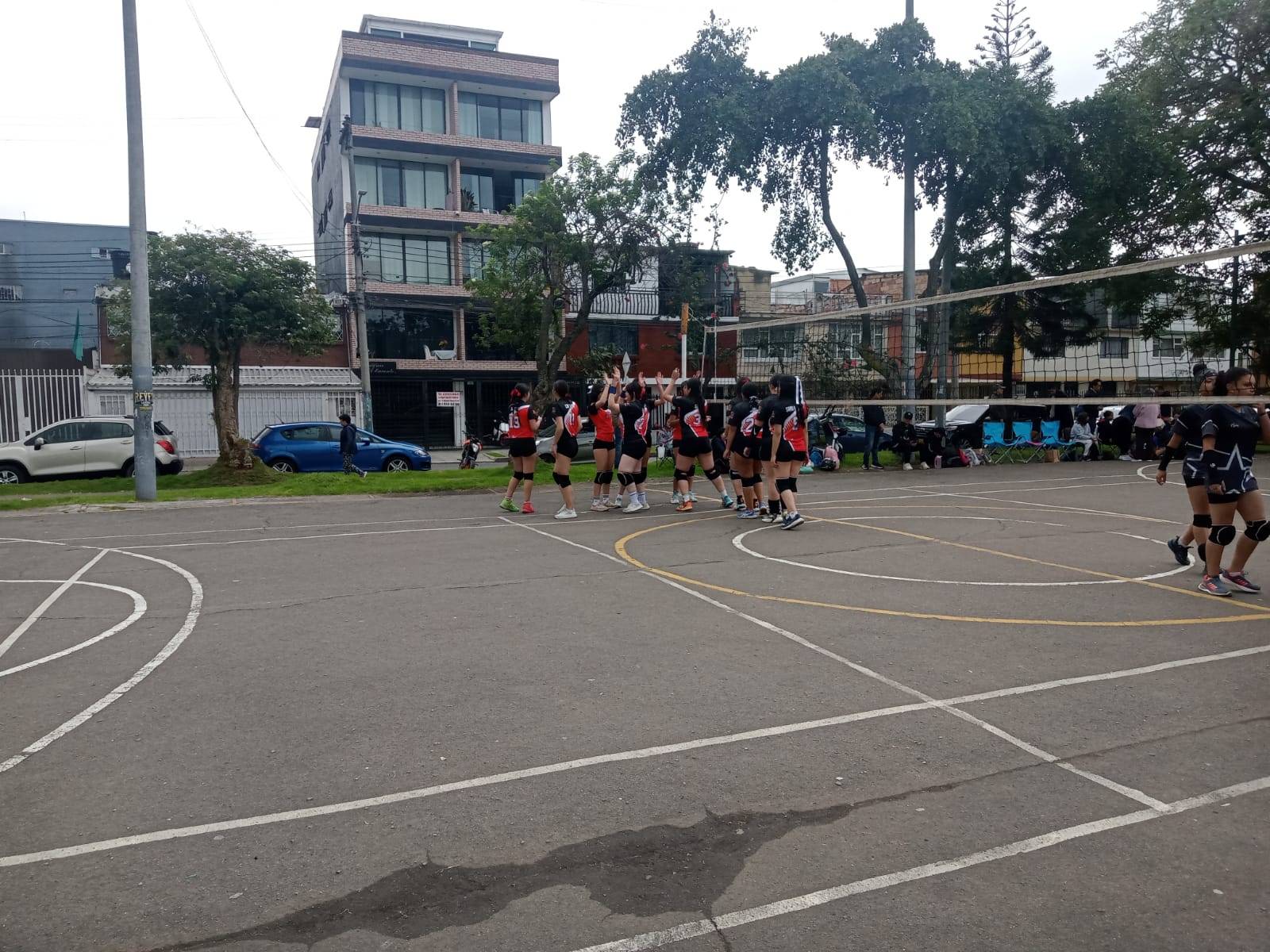 PARTICIPACION III COPA STARVIVO VOLEY- BOGOTA. SUBCAMPEON MENORES FEMENINO.
